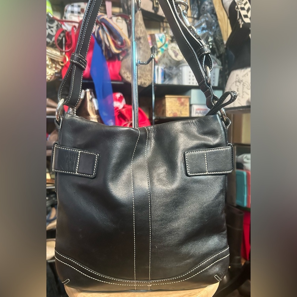 2005 True Vintage Coach Soho Double Buckle All Leather Shoulder Bag - Picture 3 of 13